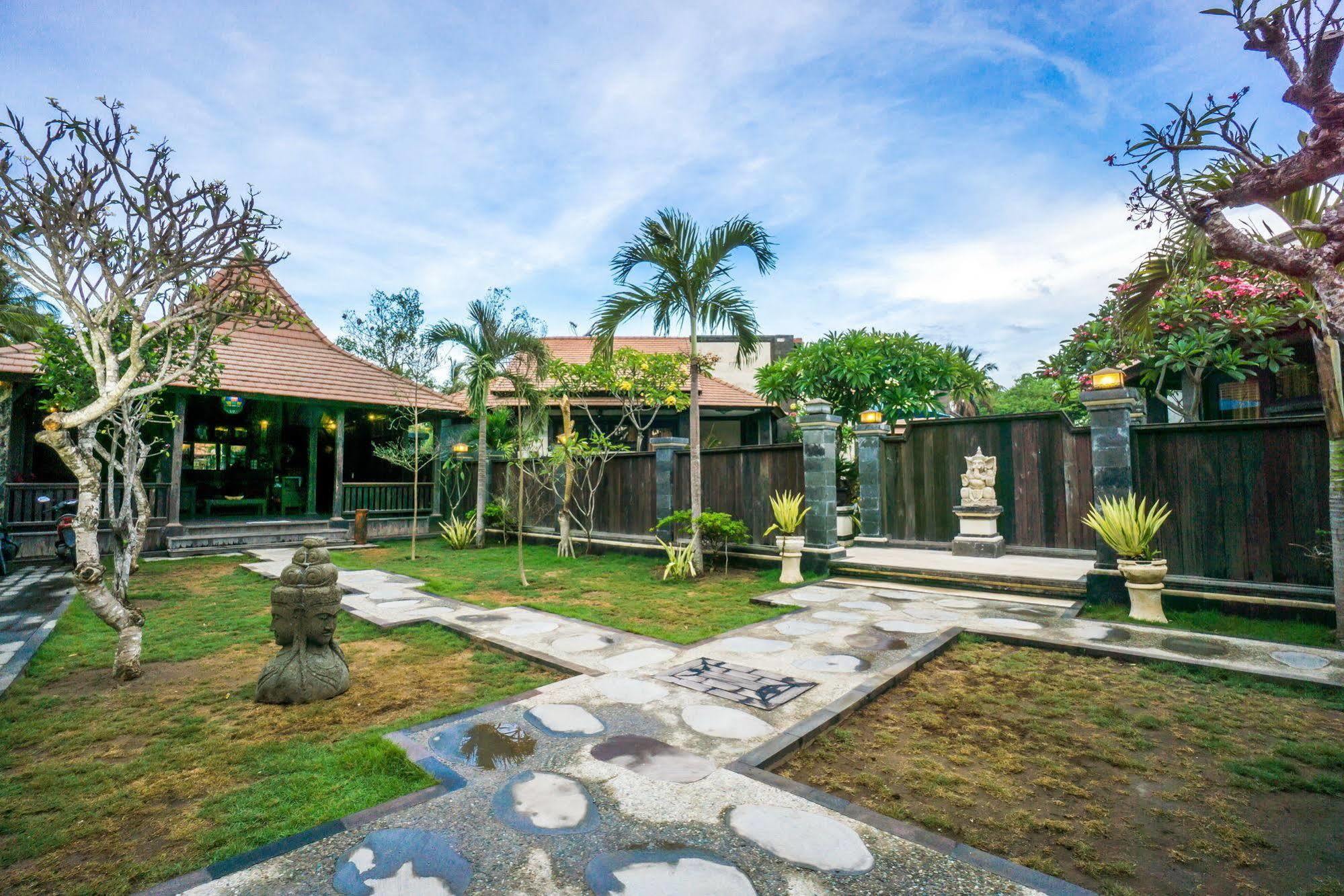 Pondok Baruna Frangipani Nusa Lembongan Exterior foto